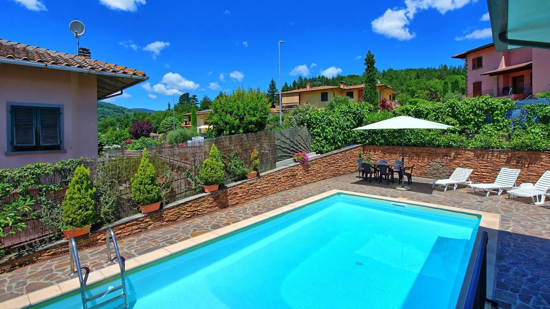 Villa Pratovecchio By Posarellivillas 0*,