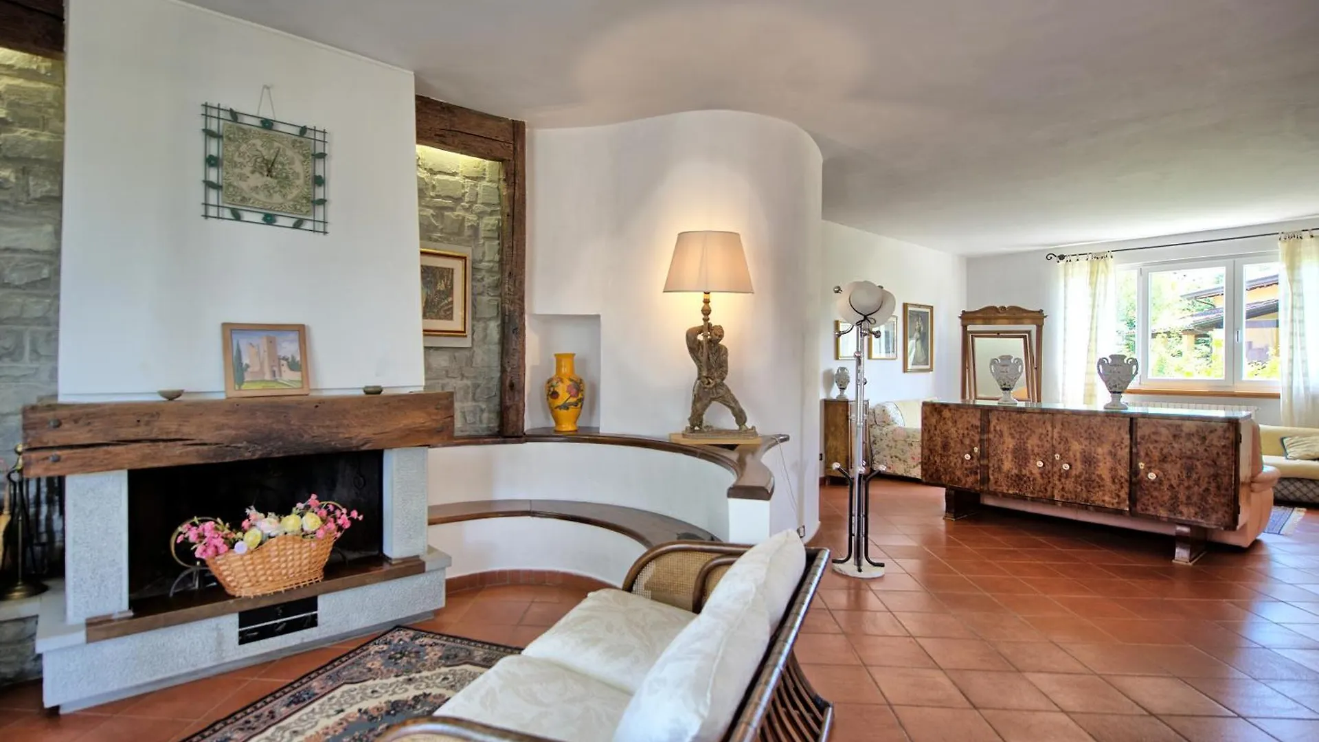 Villa Pratovecchio By Posarellivillas