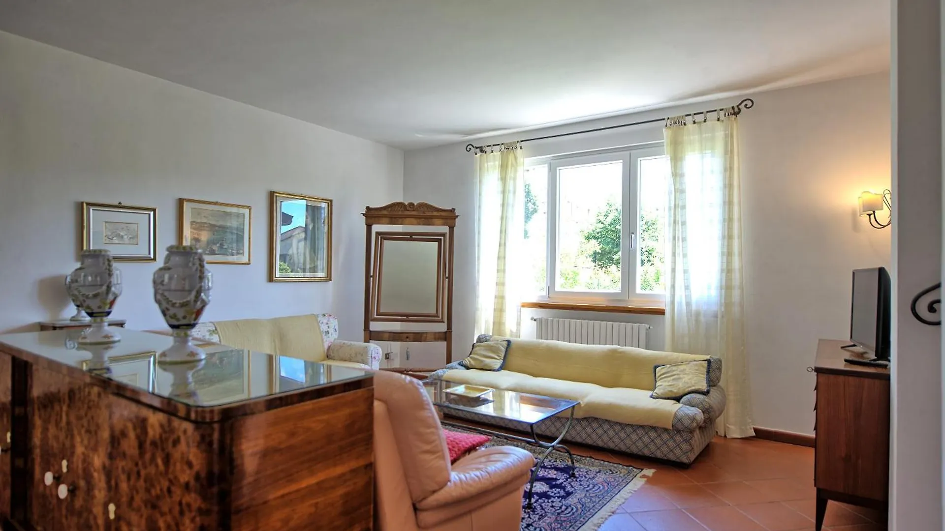 Villa Pratovecchio By Posarellivillas